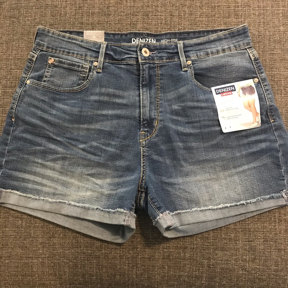 Denizen by Levi’s High-Rise Shorts